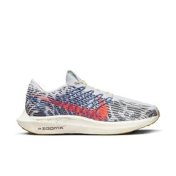 Nike Men's Pegasus Turbo Flyknit Next Nature (002 - Pure Platinum/Bright Crimson/Black)