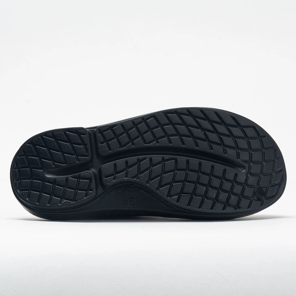 OOFOS OOcloog Limited Women's Black/Snakeskin 6 OOFOS OOcloog Limited Women's Black/Snakeskin - Image 4